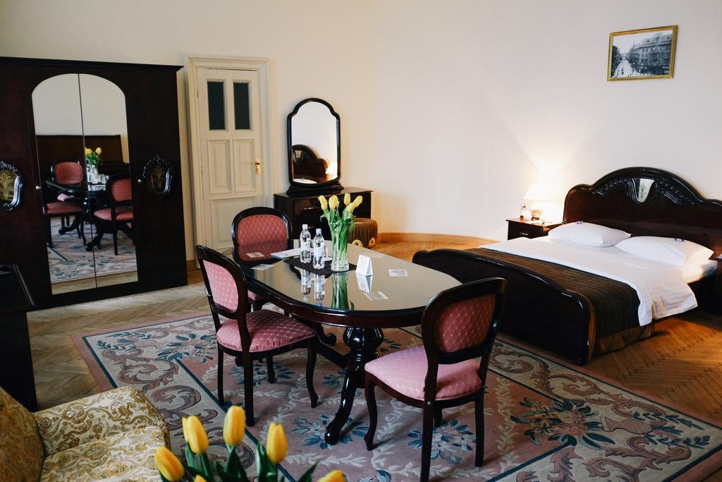 Standard Doppel- oder Zweibettzimmer